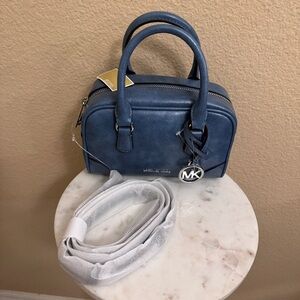 NWT Women MICHAEL KORS Thompson XSmall Light Blue Convertible Crossbody Satchel